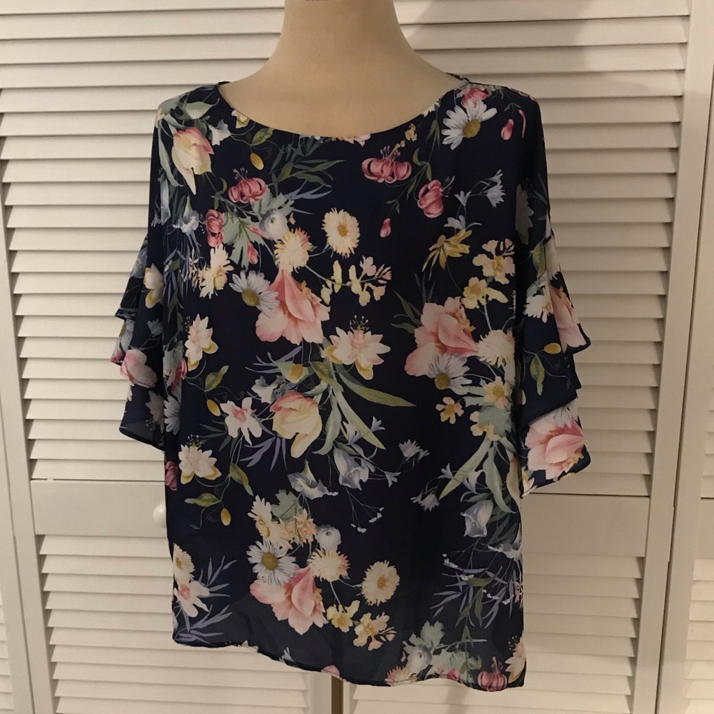 NY&Company Floral Blouse